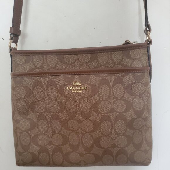 Coach Handbags - Coach Signature Crossbody With Adjustable Strap